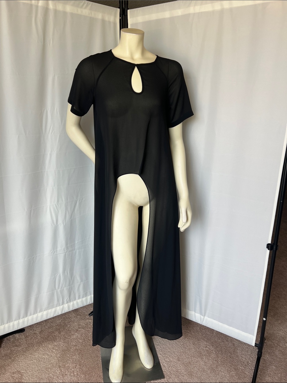 Abbey Glass Tula Tunic Black Sheer Keyhole-front Tunic/Duster